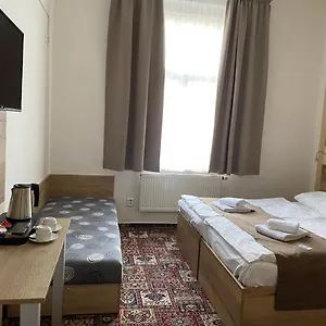 Centre Hotell