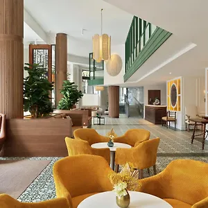 https://h10-casanova.topbarcelonahotels.com