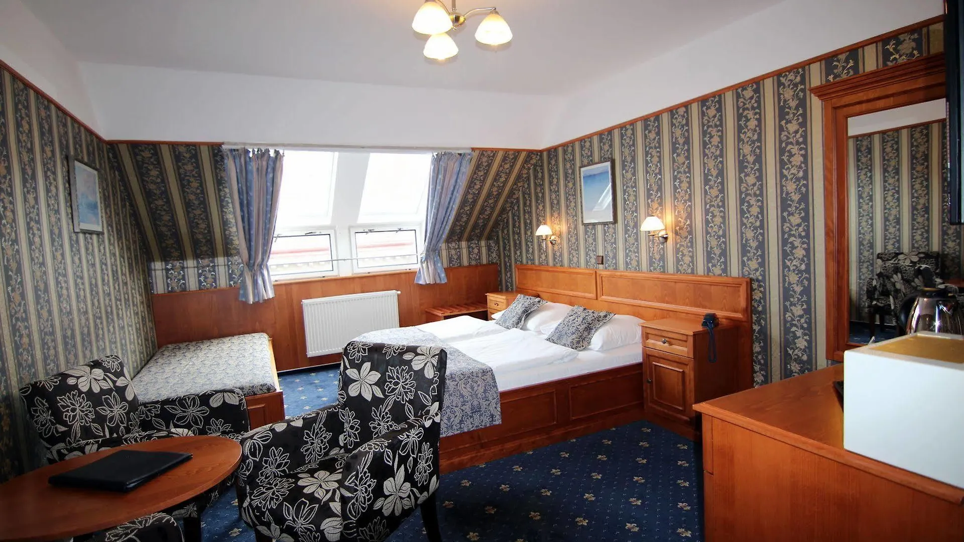 Old Prague Hotel